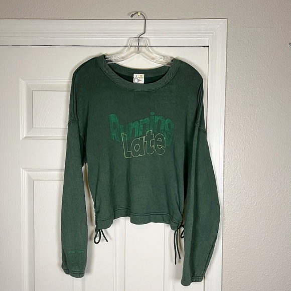 OFFLINE By Aerie Running Late Crop Top Cinch Side Crew Pullover Oversized Womens - Picture 1 of 11